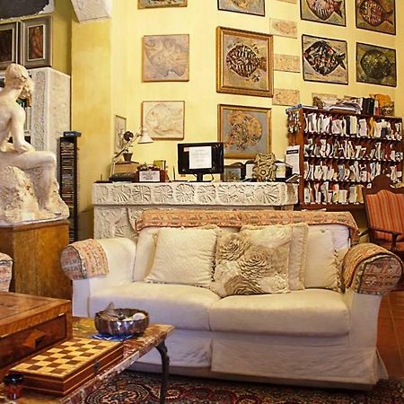 Donna Regina Dimora D'Epoca Apartment Naples Exterior photo